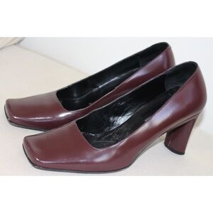 Paloma - Y2K Square Toe Pumps